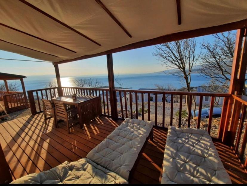 Mobile Home Fantasea Novi Vinodolski Εξωτερικό φωτογραφία